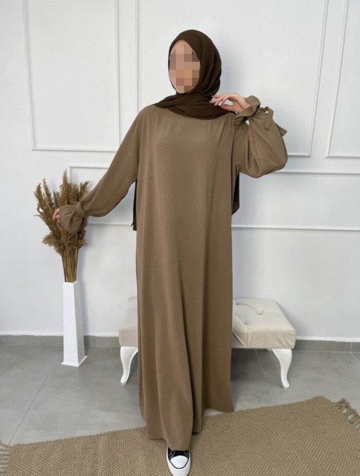 Abaya Hajar camel